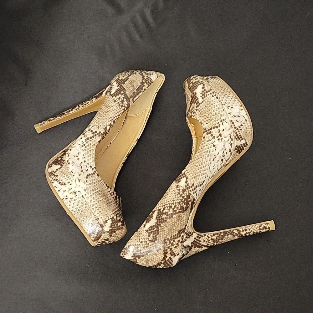 Chinese Laundry Women's Python Round Toe Slip-On … - image 7